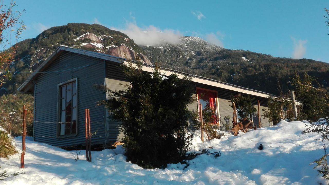 Cabanas Lomas Del Salto Otel Puerto Chacabuco Dış mekan fotoğraf